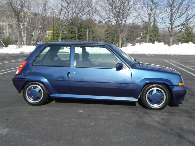 Illustration for article titled eBay Find of The Day: Le Car, ed.